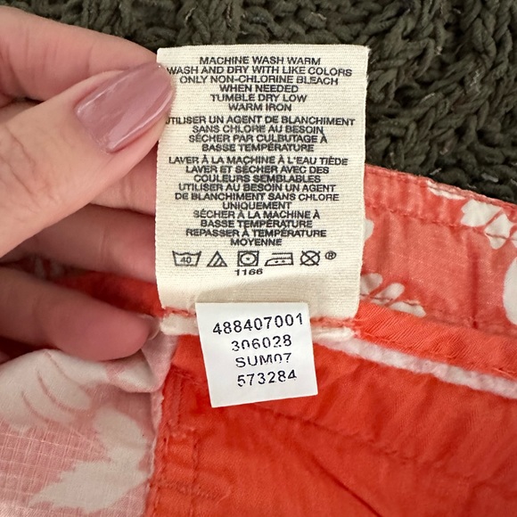 GAP Low Rise Floral Orange Shorts Size 8 - Picture 4 of 8
